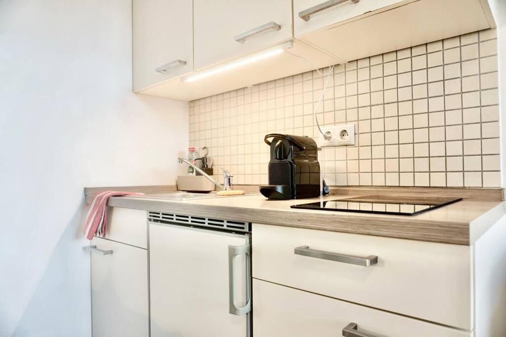 Stylisches Studio Mit Privatem Stellplatz Wenige Minuten Von Der Innenstadt & Mosel コブレンツ エクステリア 写真