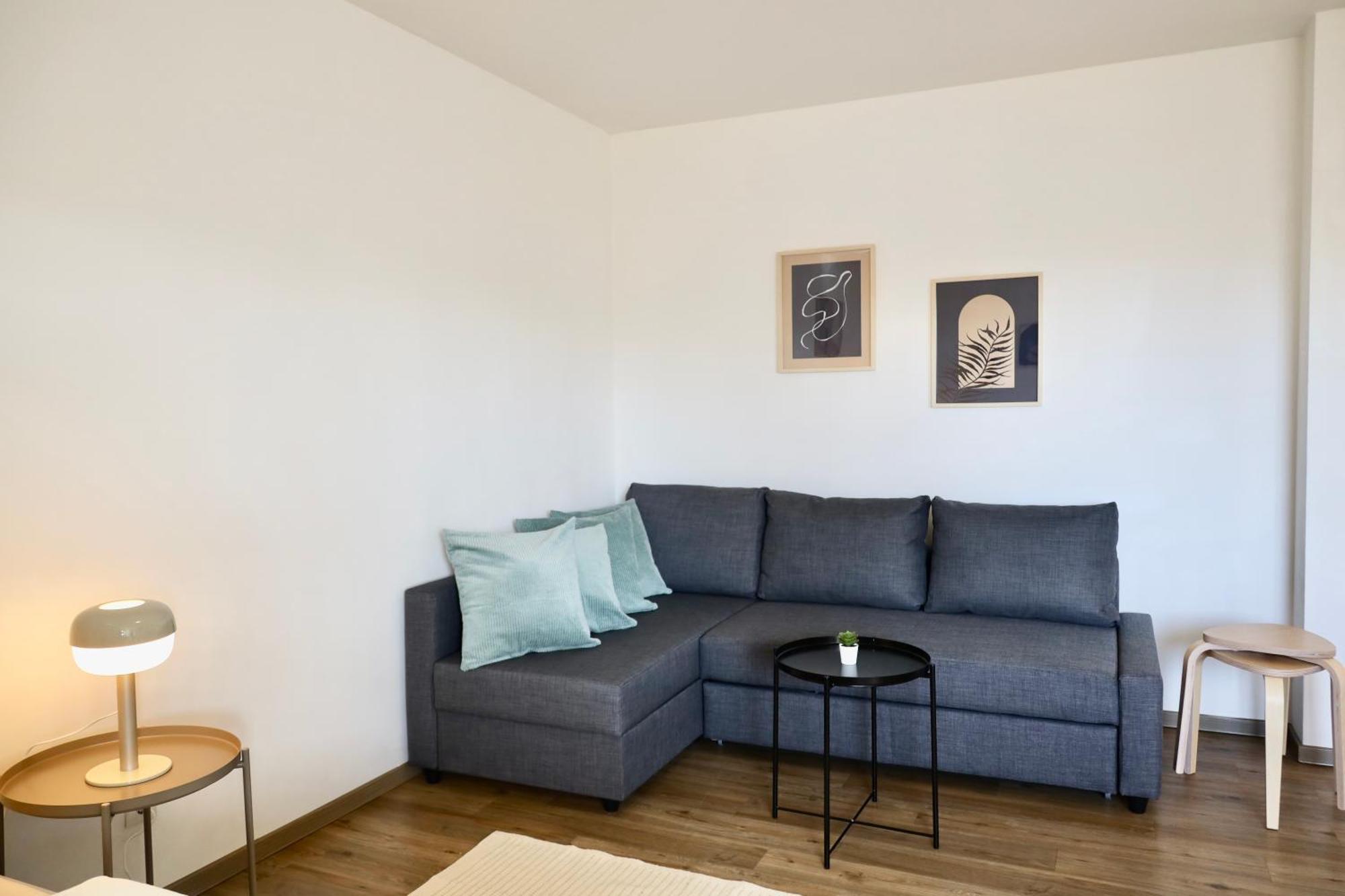 Stylisches Studio Mit Privatem Stellplatz Wenige Minuten Von Der Innenstadt & Mosel コブレンツ エクステリア 写真